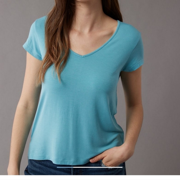 AE soft and sexy tee - Picture 3 of 6